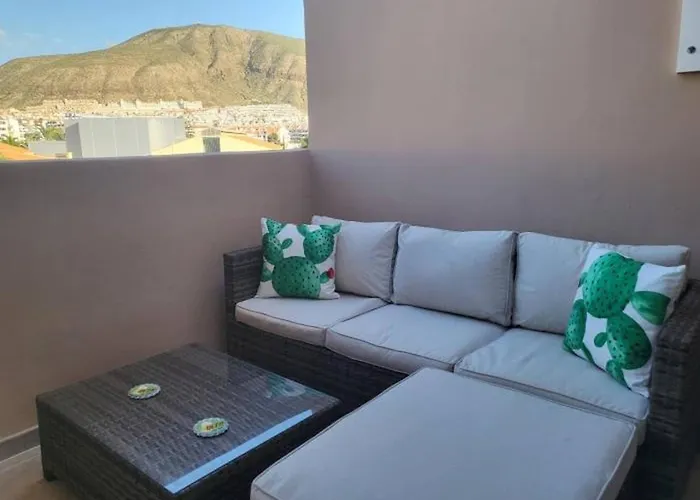 Apartmán & Cristianos By Helloapartments *